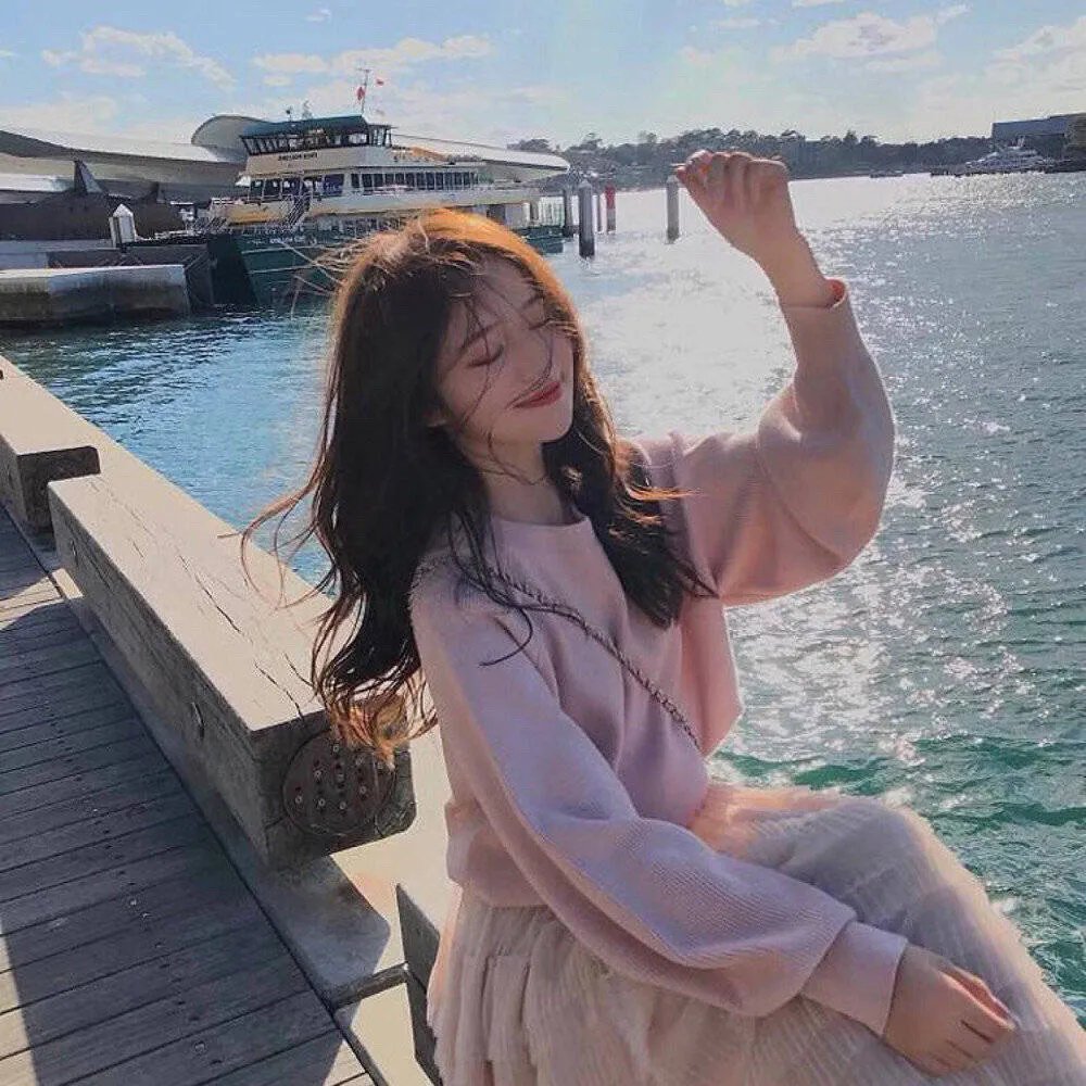 沉默不语的顾小姐